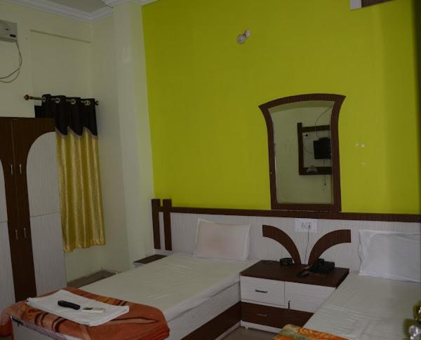 Hotel Rajawat , Madhya Pradesh Vidisha Zewnętrze zdjęcie